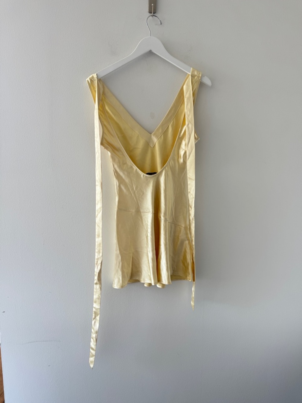 PRINCESS POLLY Kingslie Low Back Yellow Mini Dress 6 - Picture 5 of 5